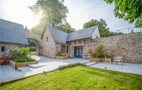 Cozy Home In Concarneau With Heated Swimming Pool